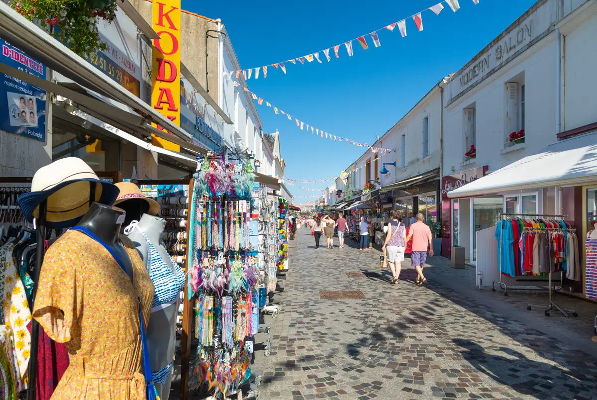 tourism apremont vendee