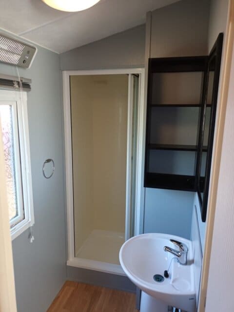 WILLERBY COTTAGE 201