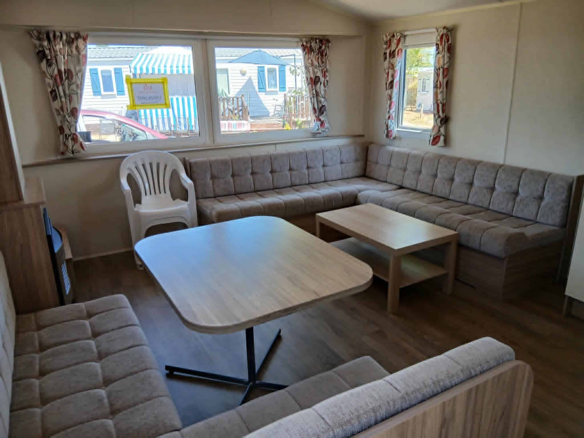 Mobile Home (Ref 248) — photo 3